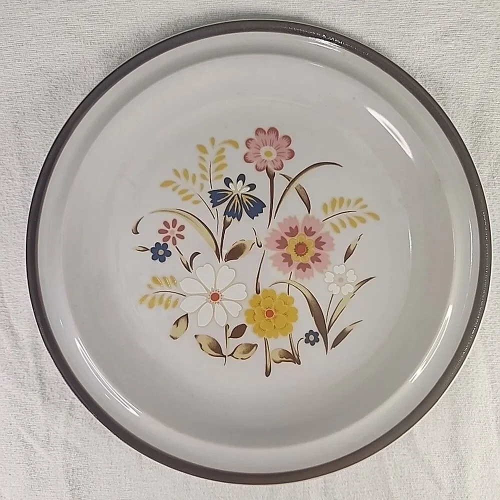 Plate Stoneware Dinner Vintage Brentwood Meadow Bouquet Japan Flowers Pink 1970s